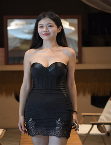 诱惑：朋友的妈妈